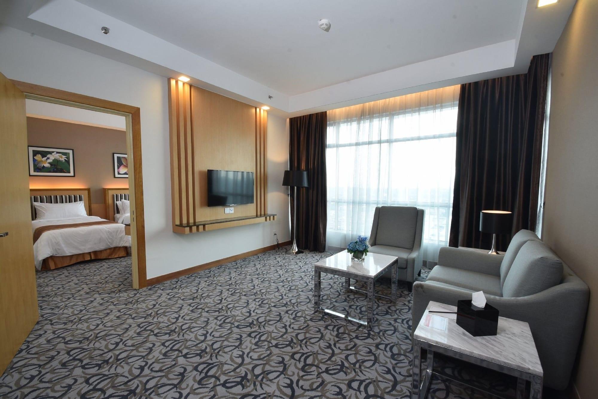 Tenera Hotel Bangi Eksteriør billede Suite room