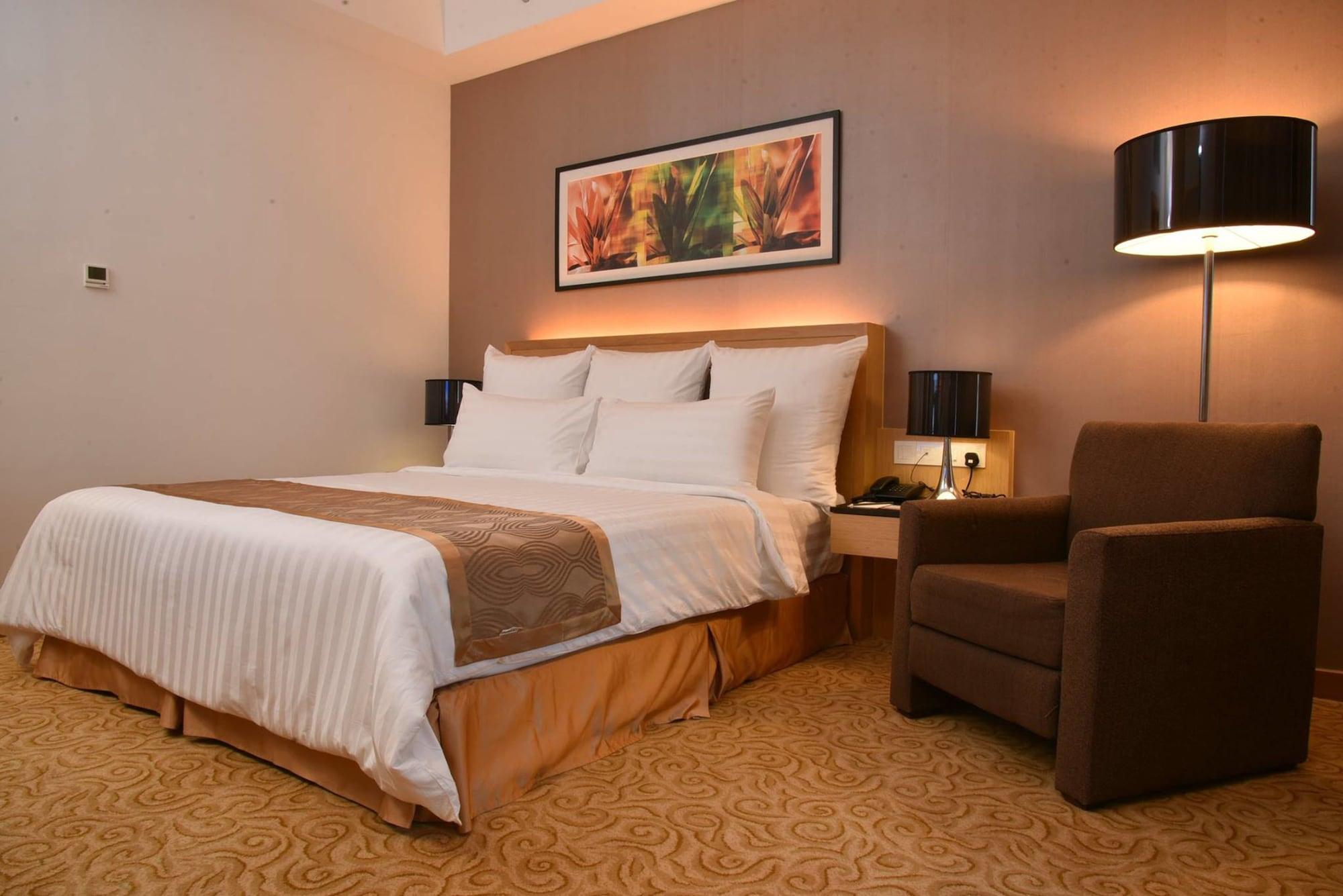 Tenera Hotel Bangi Eksteriør billede Deluxe Room